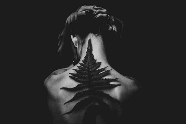 凌晨三点宝宝哭炸天？月嫂抱孩子电话急救指南